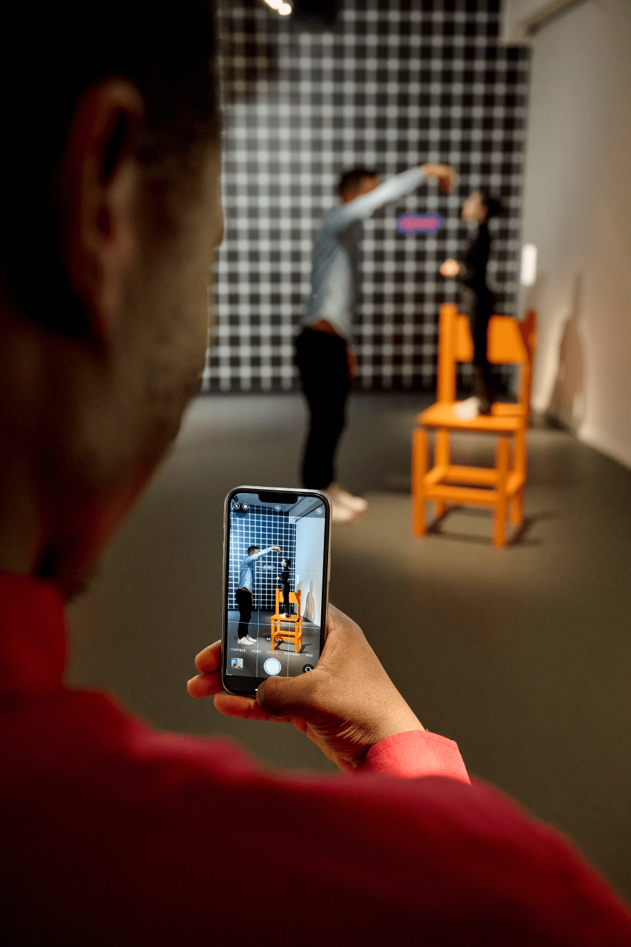 Découvrez le WOM (World of Mind) – décor insolite et expérience conviviale. 